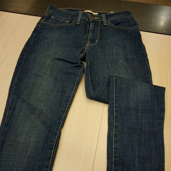 Levi's® Women's 721™ High-Rise Skinny Jeans - Picture 3 of 10